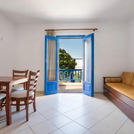 Summer Breeze Apartment *